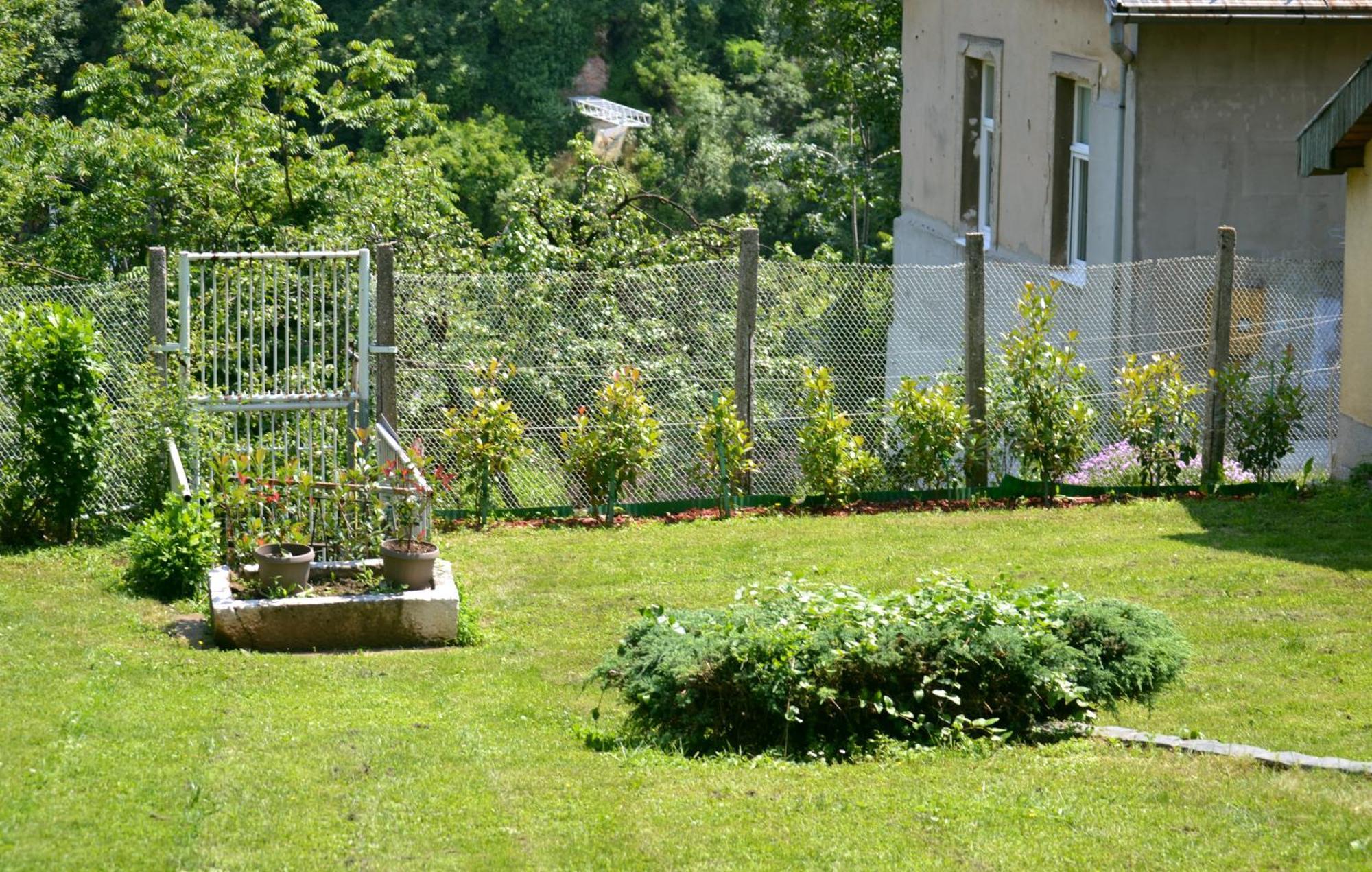 Ferienwohnung Avlija Garden Gem SJJ Exterior foto
