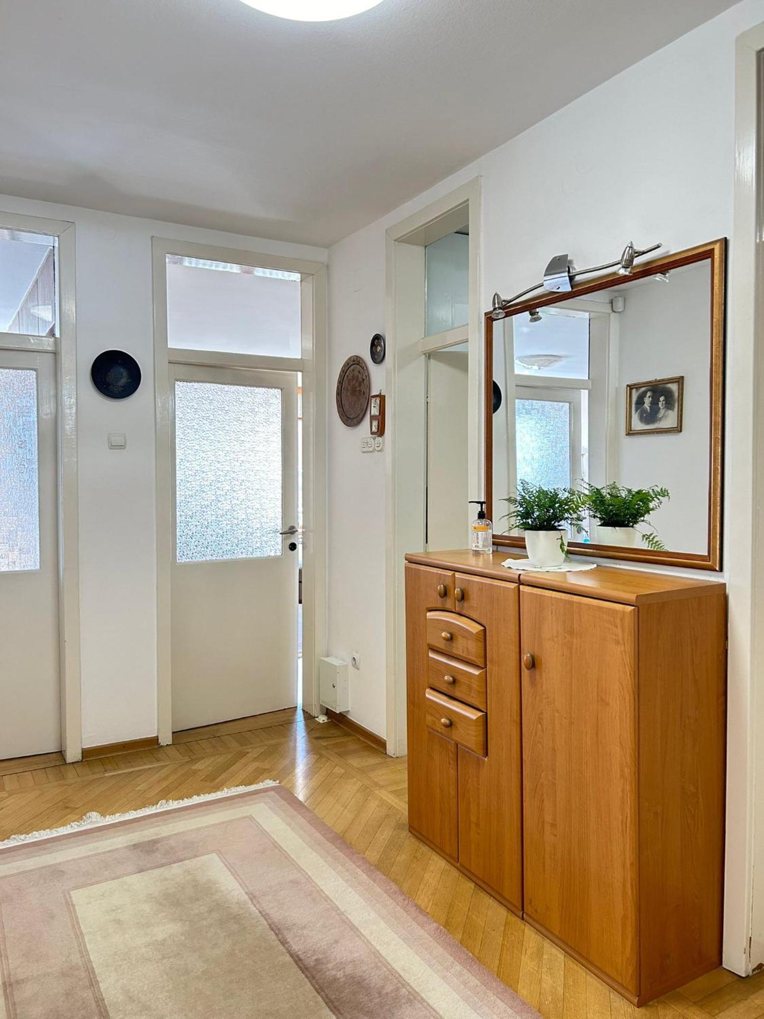 Ferienwohnung Avlija Garden Gem SJJ Exterior foto